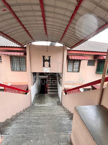 Apartment Lestari (Damansara Damai) 1