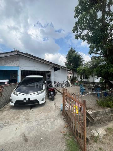 SemiD Setingkat Taman Sepekan Jaya Peramu Pekan 1