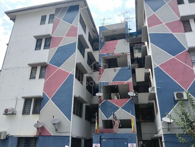 Taman Pinggiran Batu Caves Flat 1