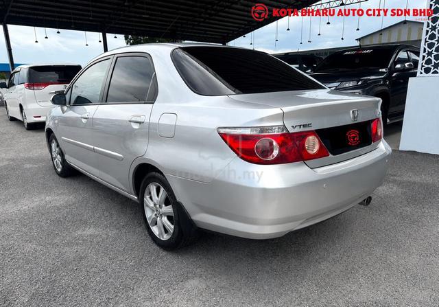 Honda CITY 1.5 V-TEC (A) Tahun 2005 - 5