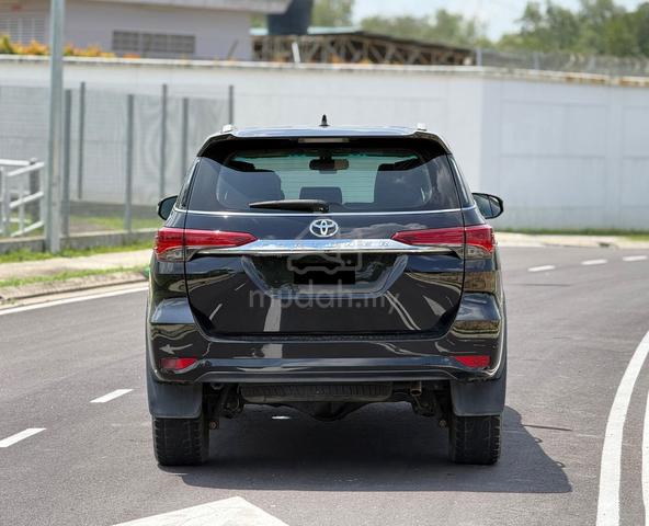 2017 Toyota FORTUNER 2.7 SRZ 4x4 (A) Car King - 3