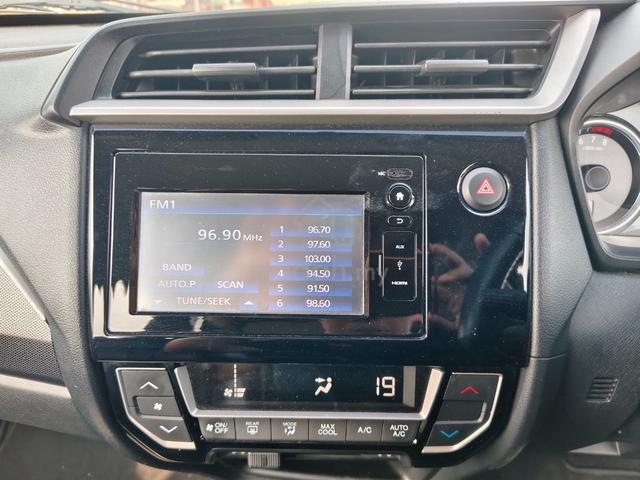 2017 Honda BR-V 1.5 V Spec 5-Years Warranty - 5