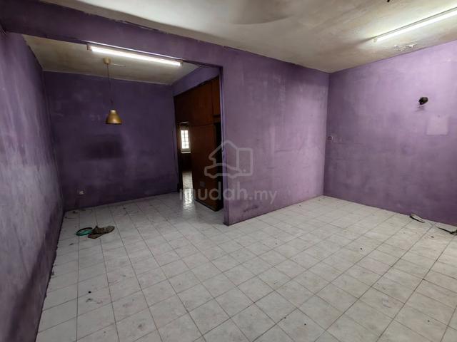 Bukit Minyak 2-Storey Terrace with Mezzanine Floor 1