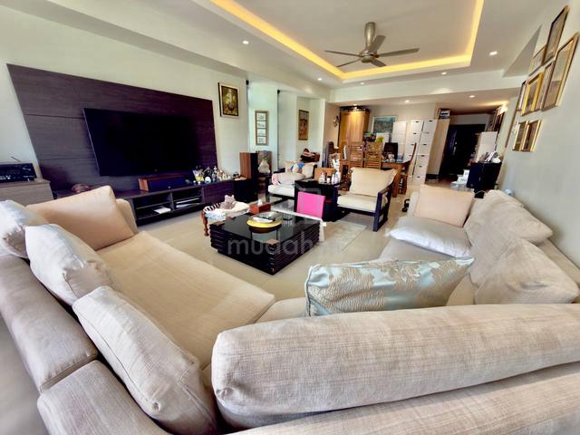 Robson Condominium 1