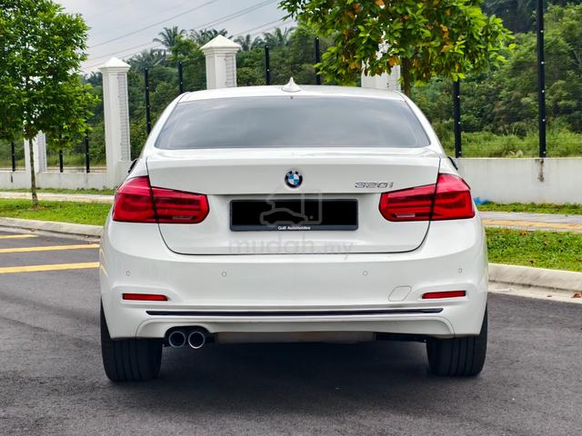 {2015}BMW 320i 2.0 SPORT LINE (A) Car King F/Loan - 3