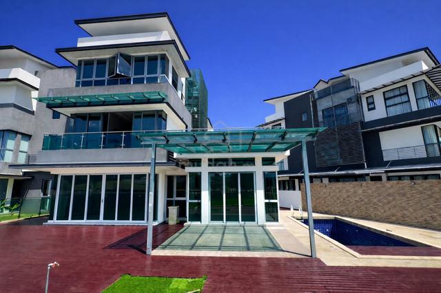 Triple Storey Bungalow House Presint 8, Putrajaya 1