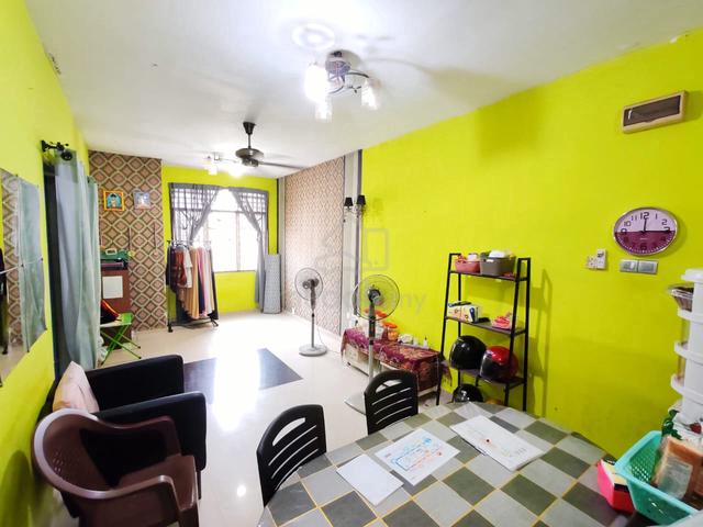 Hajah Fatimah Flat 3