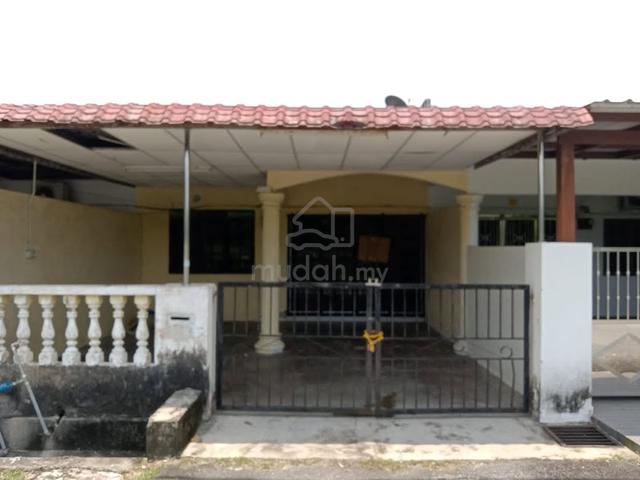 rumah sewa di taman anggerik, beruas perak 1