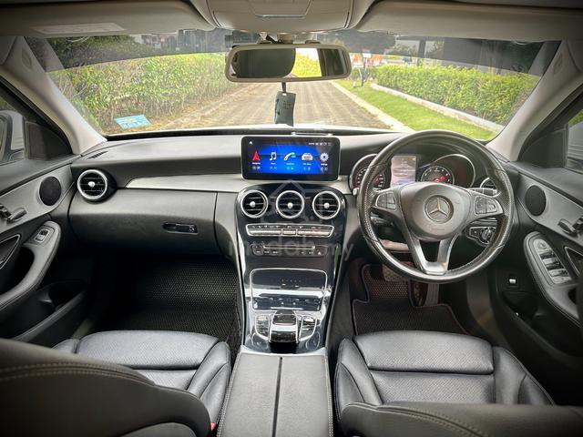 L/OWNER 2016 Mercedes Benz C180 AVANTGARDE 1.6 - 2