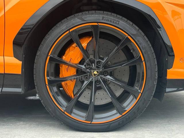 2021 Lamborghini URUS 4.0 (A) PEARL CAPSULE 4 SEAT - 4