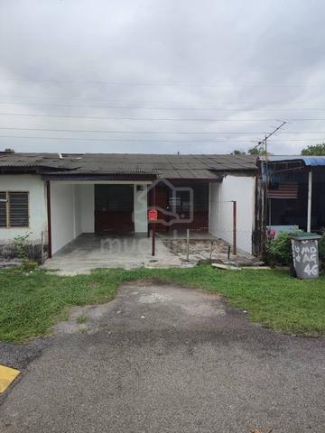 Single Storey Terrace Rumah Awam Alor Gajah Melaka 1