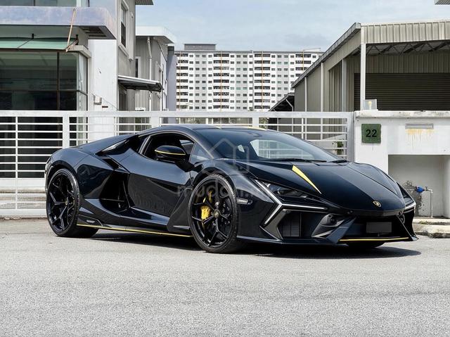 2025 Lamborghini Revuelto V12 Hybrid DONE 364MILES - 1