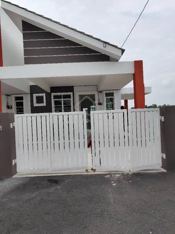 1-storey Terraced House for Sale, 3 Bedroom, 2817 sq.ft, Seri Iskandar ...