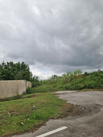 RM28k per point, Flat Land @ Jalan Kepayang, Kuching. Near Green Road. 1