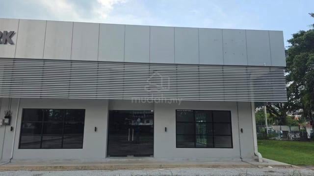 Georgetown Jalan Burma High Exprosure 2400sf Showroom Cafe Retail 1