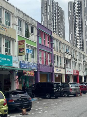 Saujana Impian, Kajang Shoplot For Rent 1