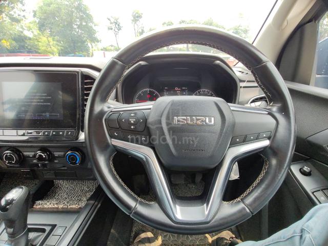 2022 Isuzu D-MAX 1.9 AUTO PLUS (A) 4X2 FULL LOAN - 4
