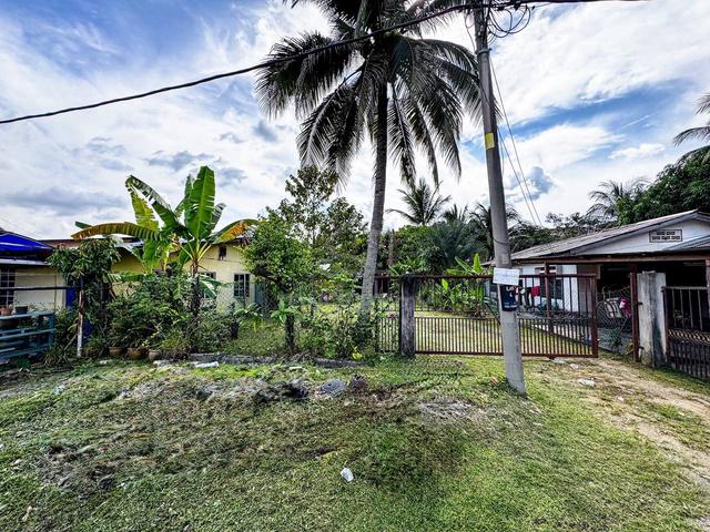 (TANAH CANTIK) Tanah Lot Bungalow Kampung Nakhoda Batu Caves 2