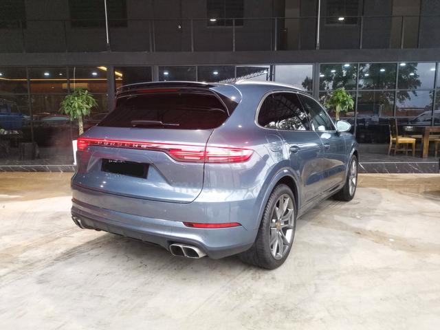 Mil-27k 2018 Porsche CAYENNE 4.0 TURBO (A) - 5