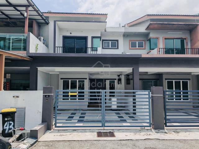 Double Storey Freehold Non Bumi Lot Taman Permatang Maju Sitiawan 1
