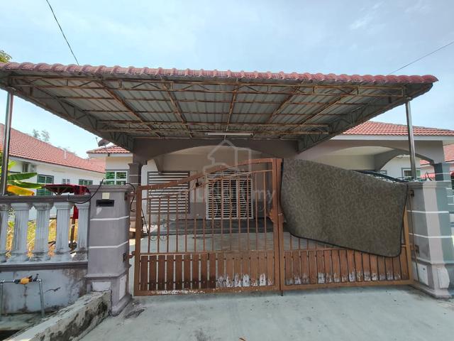 Rumah Semi D For Rent 1