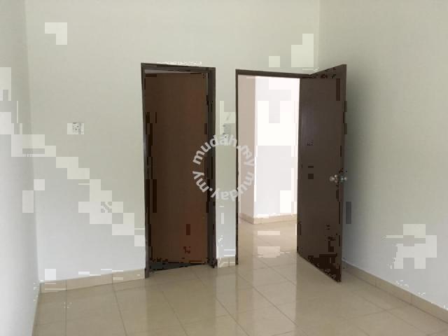 Direct PEMAJU 10% OFF FULL Loan 20x73 Jln Kebun Shah Alam Kg Lombong 3