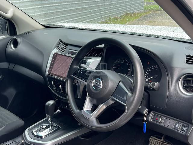 2021 Nissan Navara NP300 2.5 SE 4x4 (AT) - 3