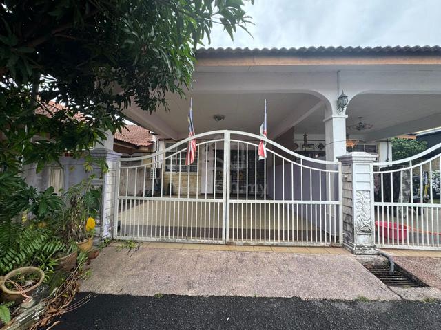 Nice Clean Partially Furnished House @ Taman Paya Rumput Permai Melaka 1