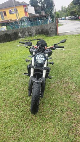 benelli 502c caferacer - photo 4 of 6