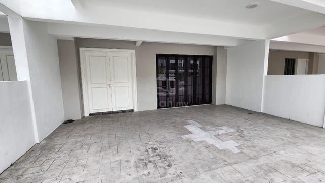 Monet Garden 3 Storey For Rent 1