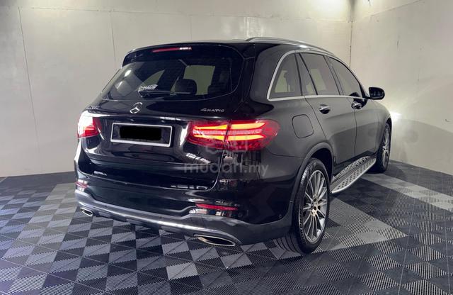2017 Mercedes Benz GLC250 4MATIC COUPE AMG LINE - 2