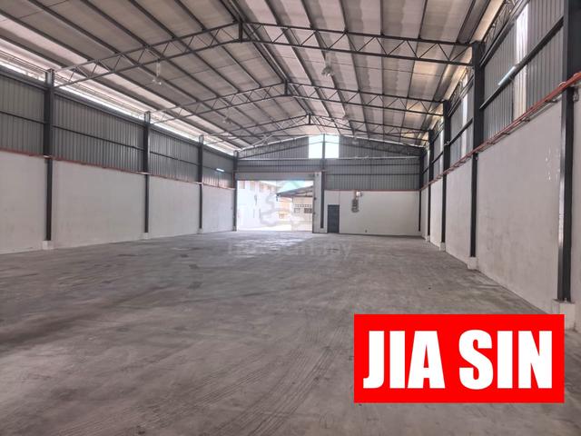 Single Storey Warehouse for RENT @ Jalan Batu Maung Industrial Area 1