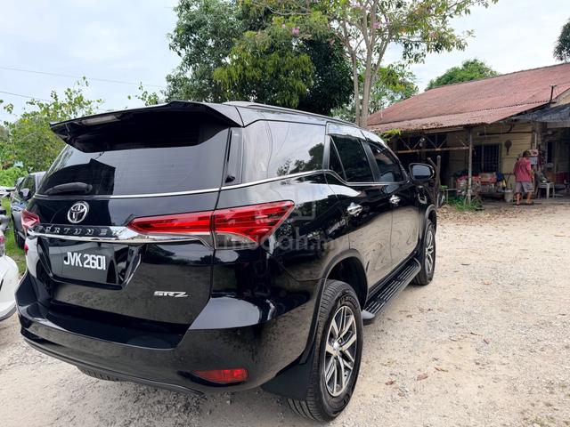 Toyota FORTUNER 2.7 SRZ 4X4 P Boot (A)-17 - 5