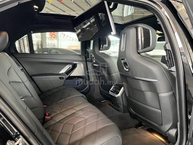 2023 Bmw I7 3k milage Under warraty 2030 - 5