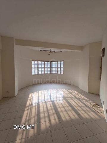 Regency Condominium 1