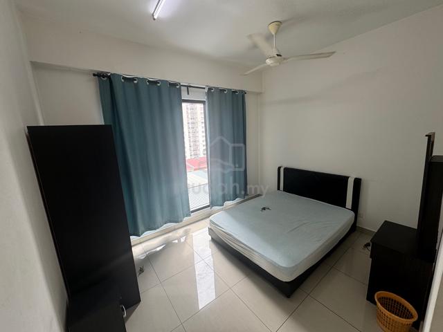 Glomac Centro Single & Middleroom For Rent !!!5mins to MRT BU & 1U 1