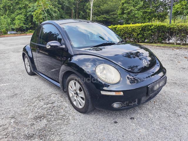 2011 Volkswagen BEETLE 1.6 (A) - 1