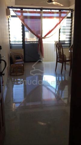Penhill Condominium 1
