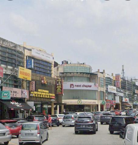 Renovated Corner Ground Floor Shop @ TAIPAN USJ 10  Facing Inner Road 1