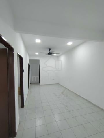 Taman Scientex Senai Town House Full Loan 1
