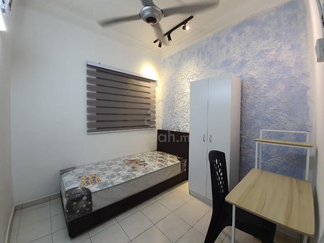 Indahria Apartment, Shah Alam, Single Room, Fully Furnish, Nice Room 1