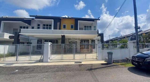 (Tanah Besar) Corner lot Taman Cheng setia melaka 1