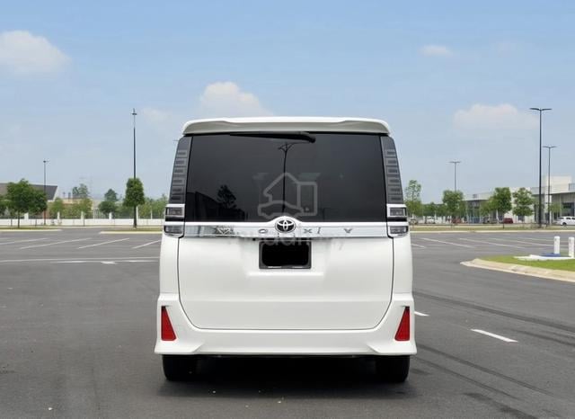 [2018/2023] Toyota VOXY 2.0 ZS KIRAMEKI Limited - 5
