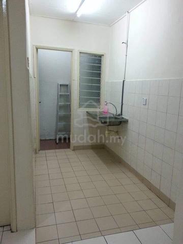 Vista Shop Apartment (Damansara Damai) 1
