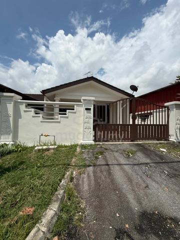 House For Sale Bandar Putra Jalan Nuri 1