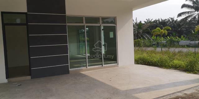 Jenjarom double storey corner house 1