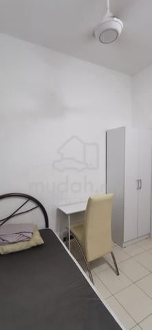 sri putramas jalan kuching rent room only female vacant 1