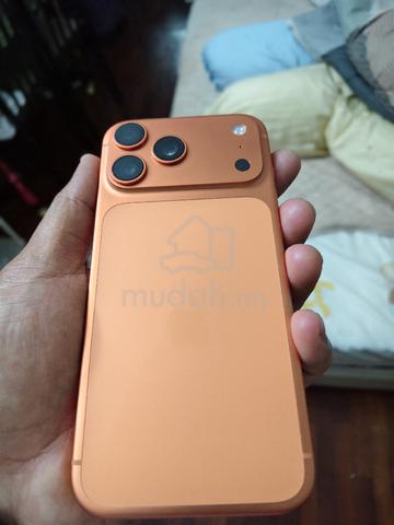 iphone 17 promax 512gb - photo 3 of 6