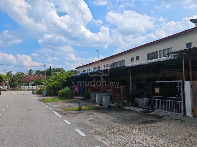 Parit Raja @ Batu Pahat / Sri Gading / 2 Storey / Low Cost / Full Loan 1
