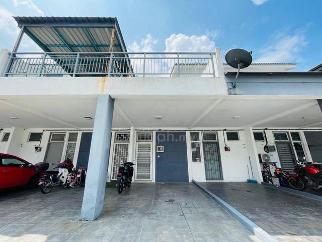 1109sqft, 3B2B Townhouse Simfoni Perdana LBS Alam Perdana, P Alam 1